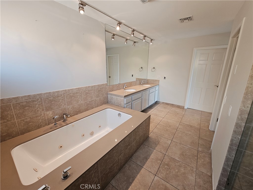 3622 Roberts View Place