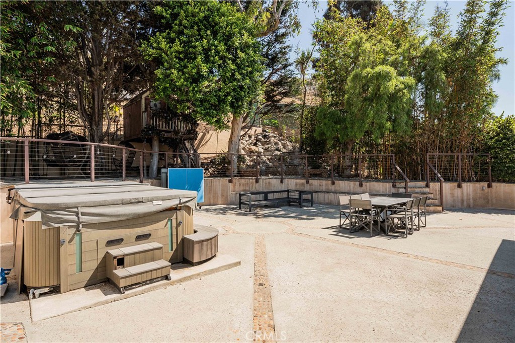 21549 Pacific Coast Highway