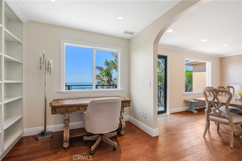 21549 Pacific Coast Highway