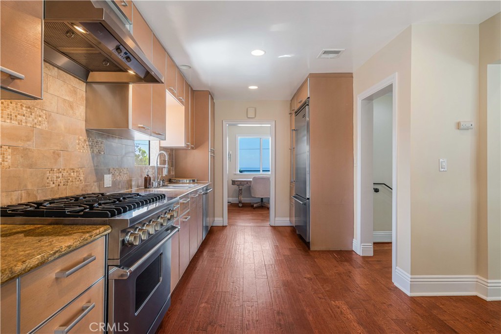 21549 Pacific Coast Highway