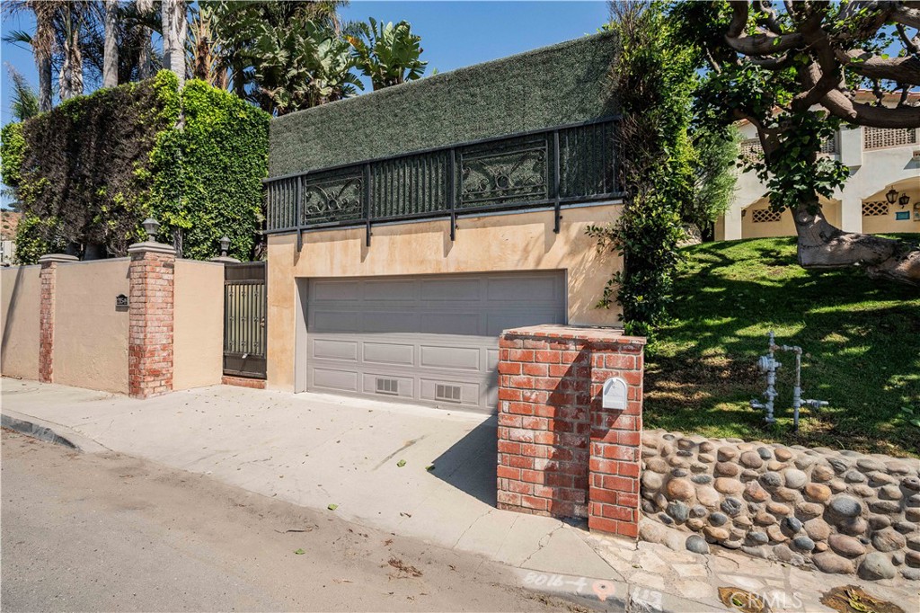 21549 Pacific Coast Highway