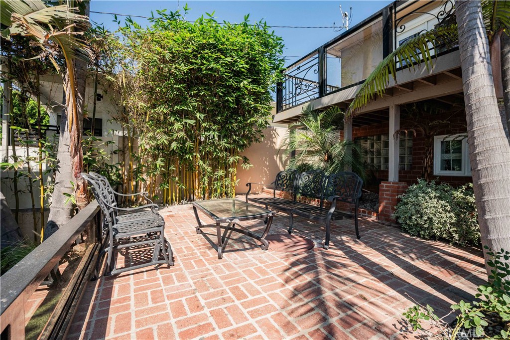 21549 Pacific Coast Highway