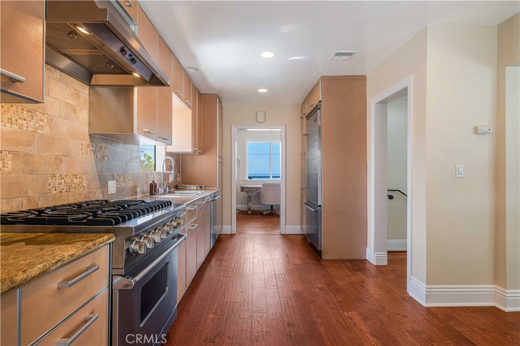 21549 Pacific Coast Highway