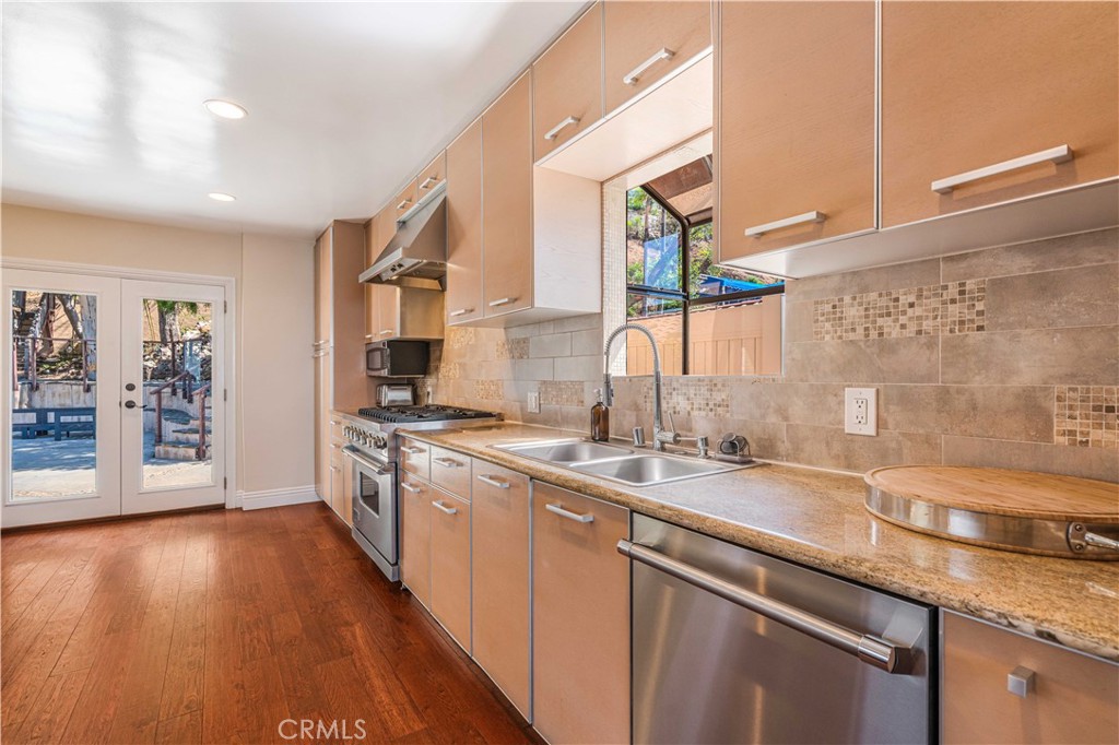 21549 Pacific Coast Highway