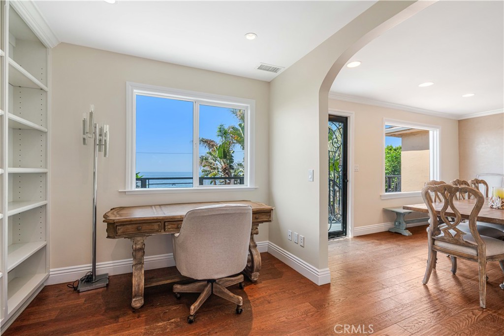 21549 Pacific Coast Highway