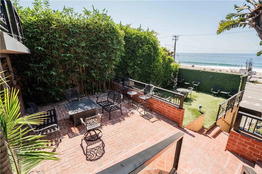 21549 Pacific Coast Highway