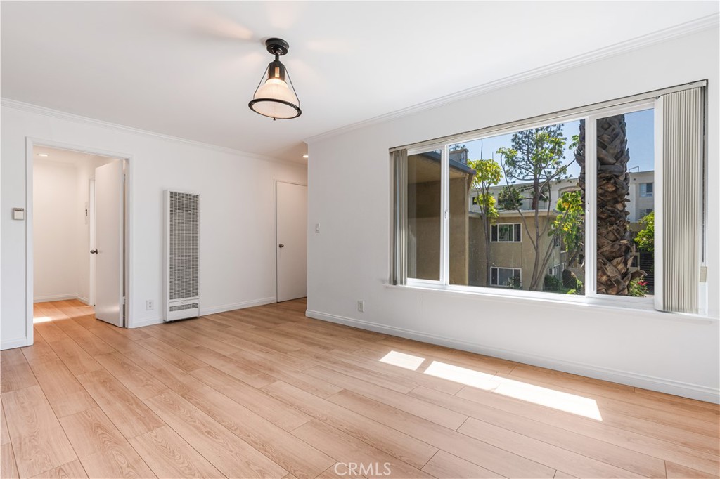 11138 Aqua Vista Street 49