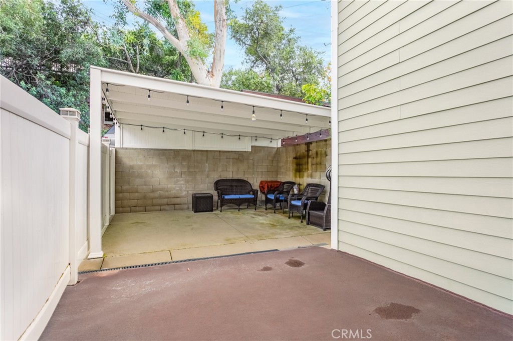 20925 Almazan Road
