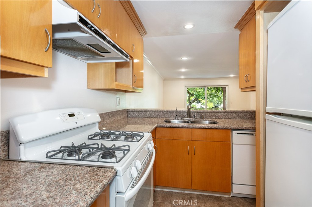 7101 Farralone Avenue 141