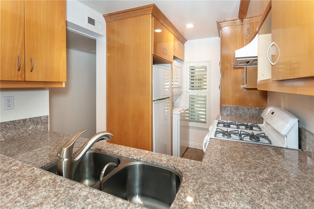7101 Farralone Avenue 141