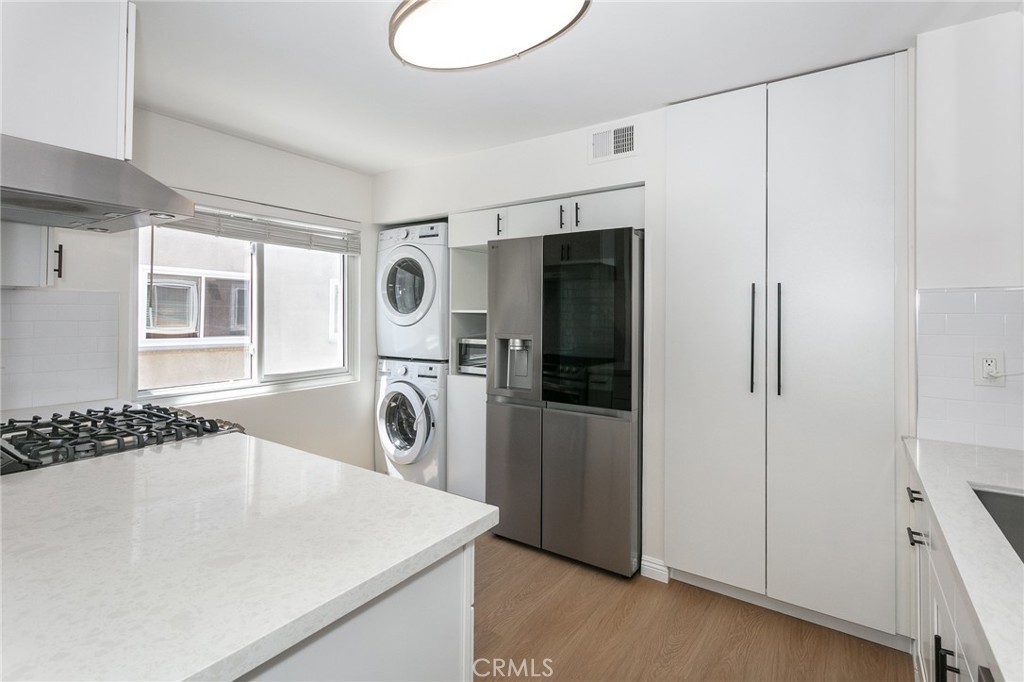 21901 Lassen Street 113