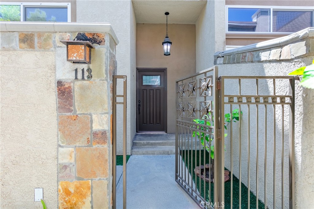 21901 Lassen Street 113