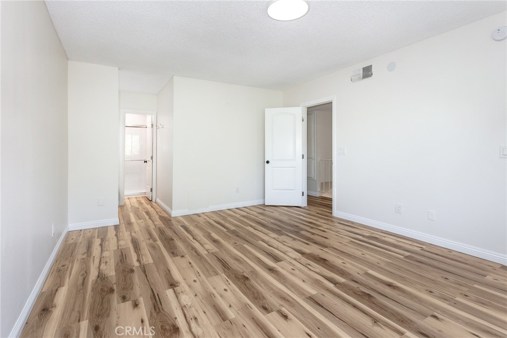 21901 Lassen Street 113