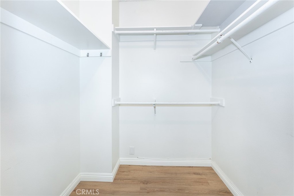 21901 Lassen Street 113