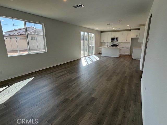 6030 West Ave J-11 Avenue