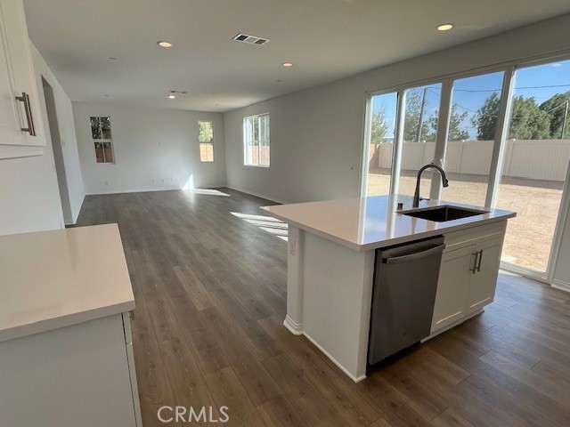 6030 West Ave J-11 Avenue