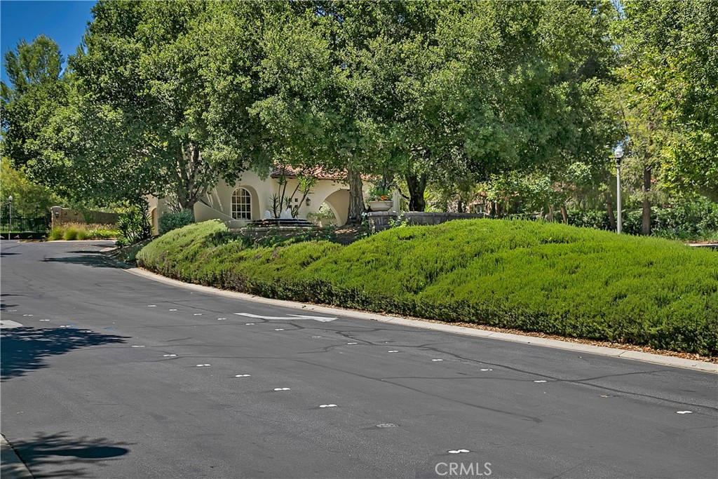 26839 Pinehurst Drive