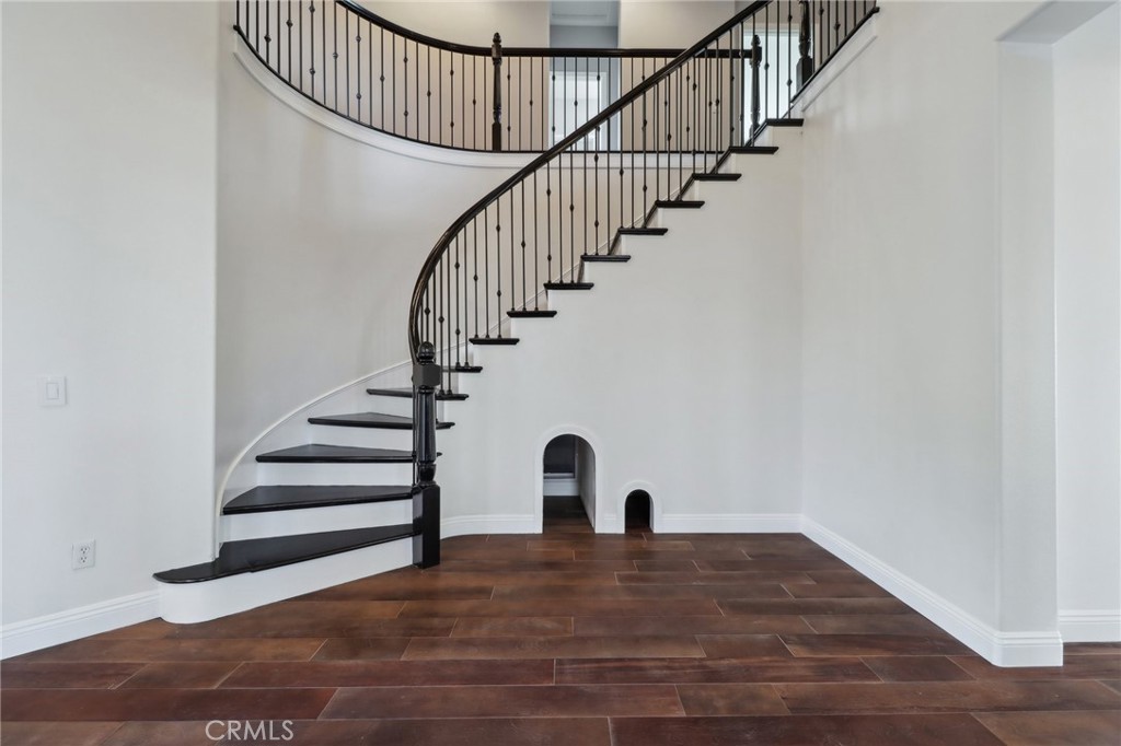 29133 Valley Oak Place