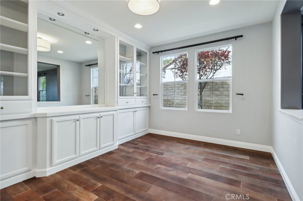 29133 Valley Oak Place