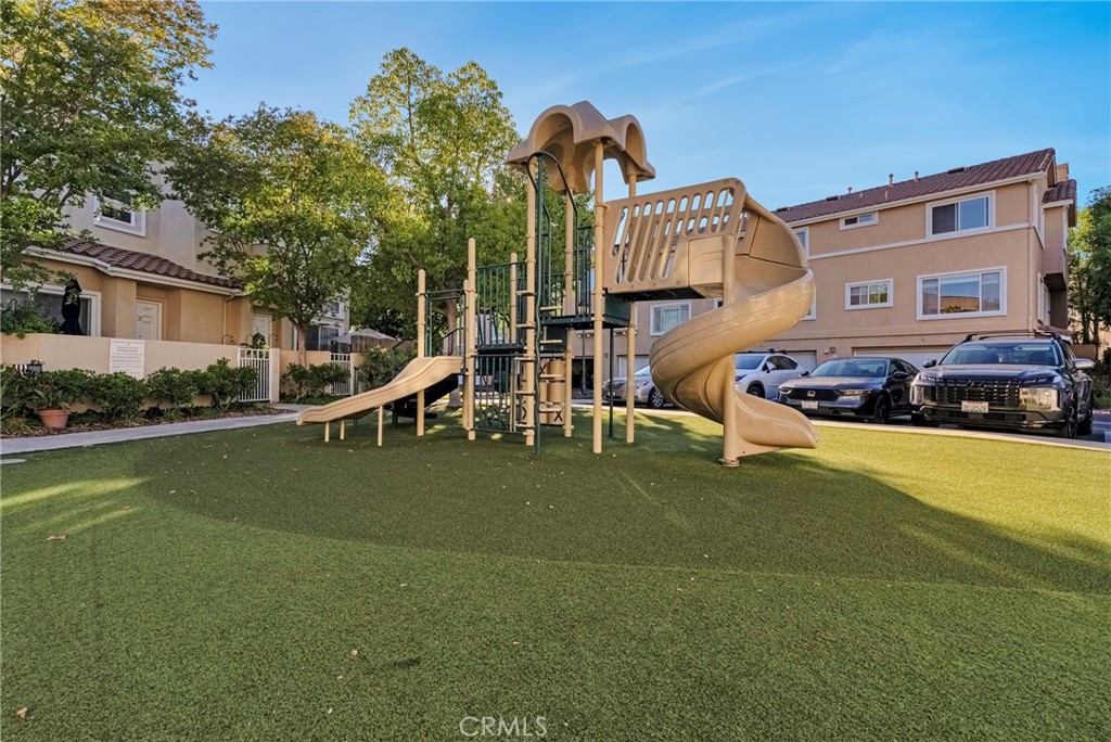 25781 Perlman Place B