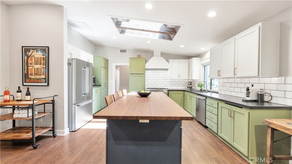 15833 Warm Springs Dr