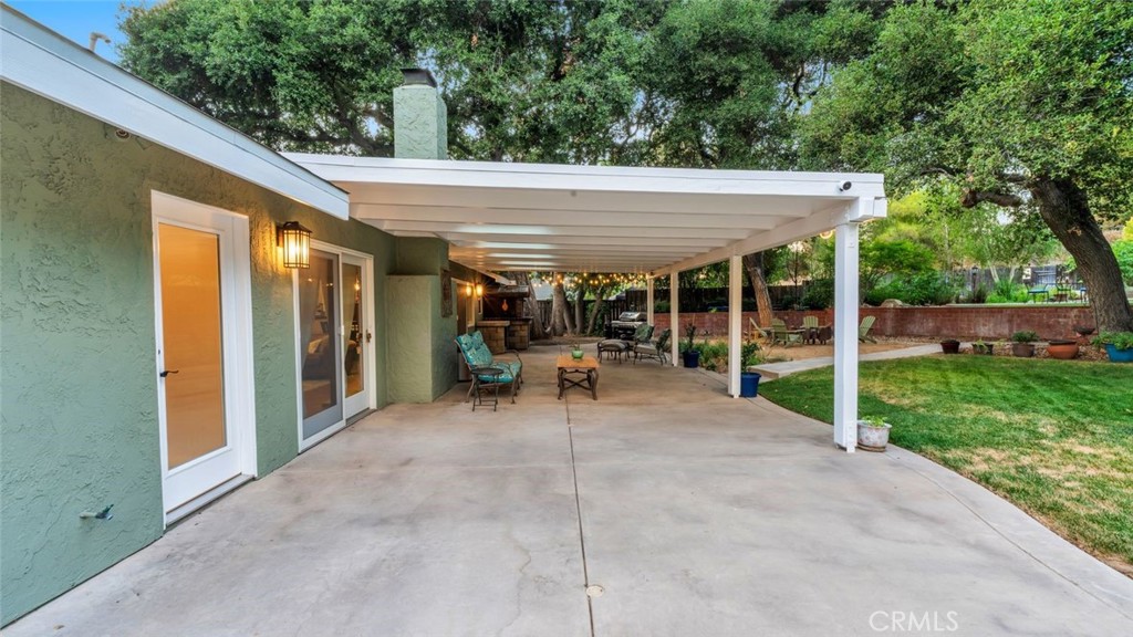 15833 Warm Springs Dr