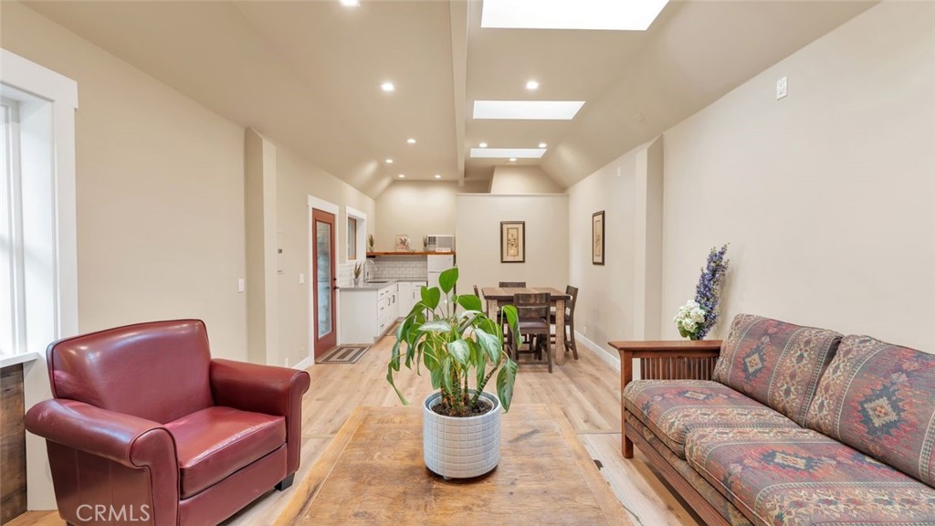 15833 Warm Springs Dr