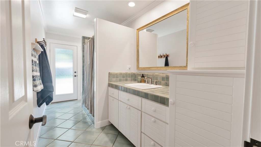 15833 Warm Springs Dr