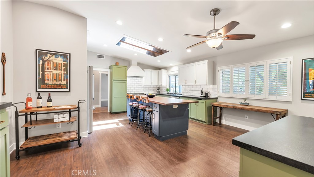 15833 Warm Springs Dr