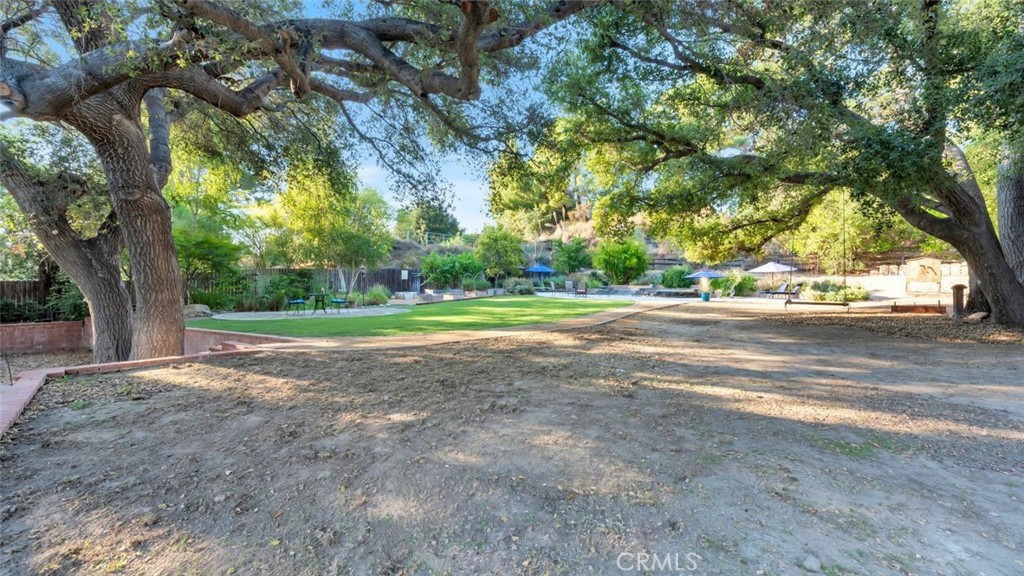 15833 Warm Springs Dr