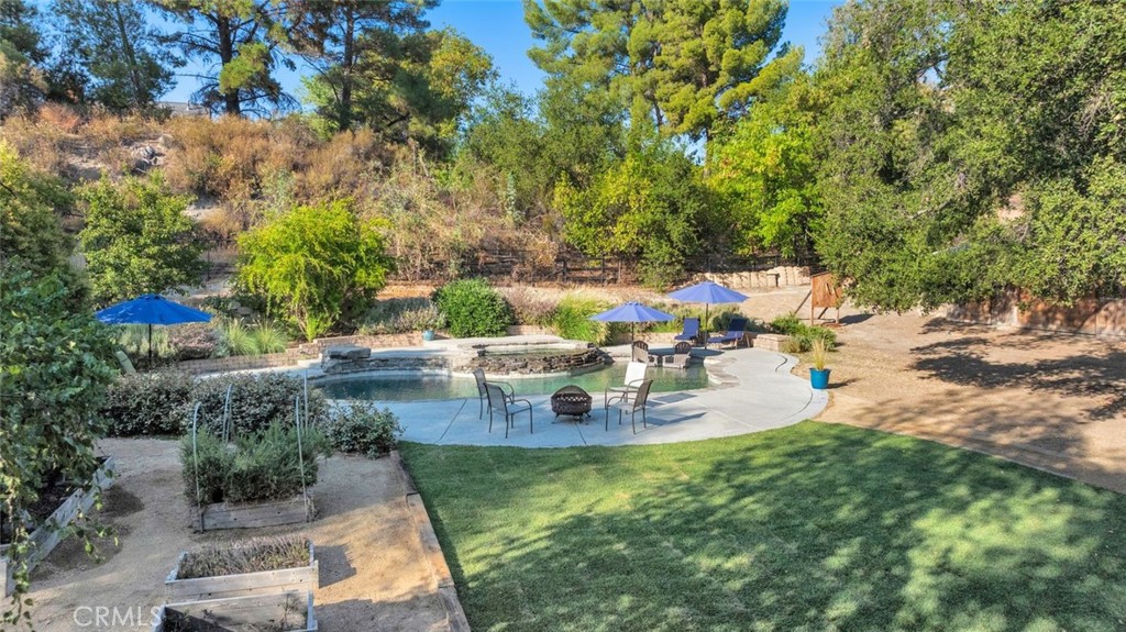 15833 Warm Springs Dr