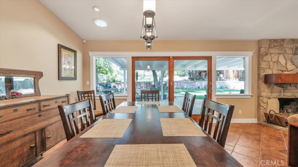 15833 Warm Springs Dr