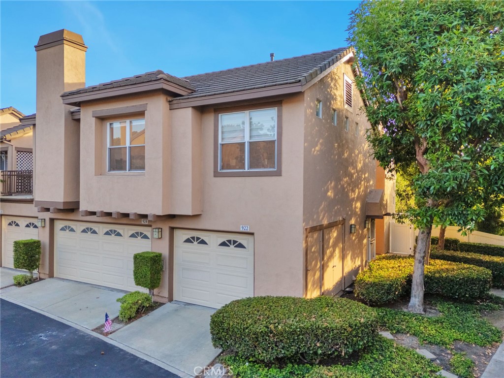 922 S Country Glen Way