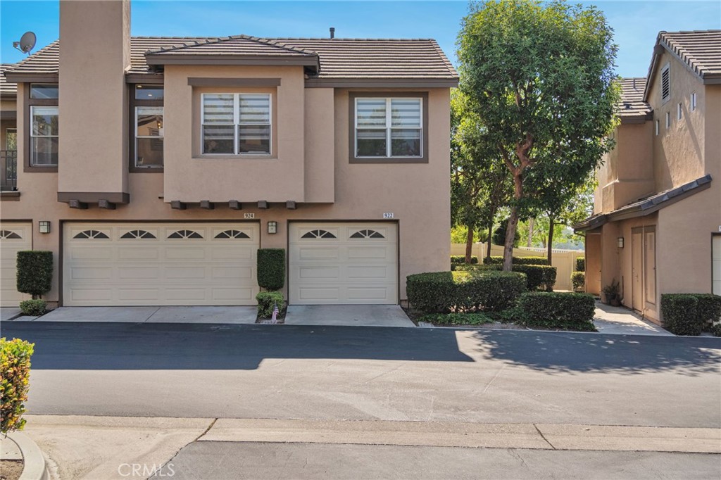 922 S Country Glen Way