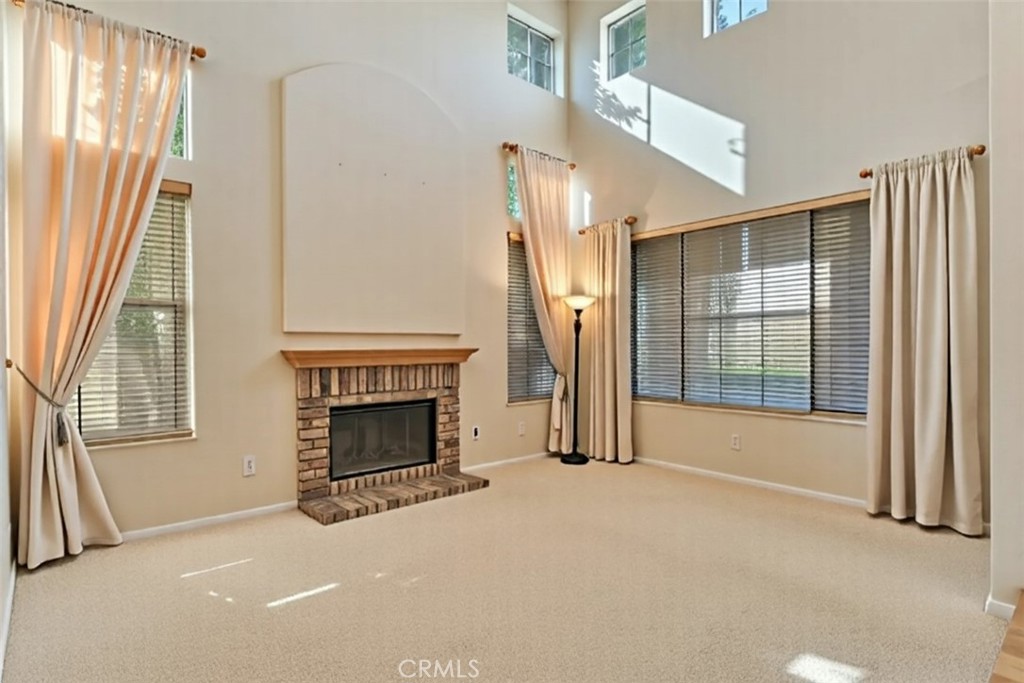 14218 Yellowstone Lane