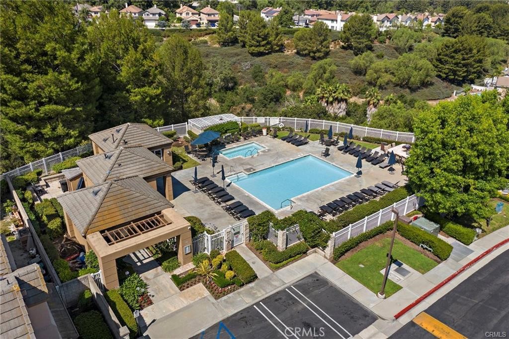 922 S Country Glen Way