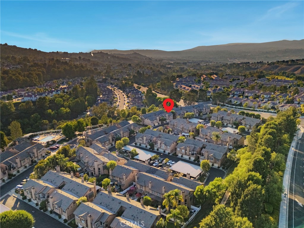 922 S Country Glen Way