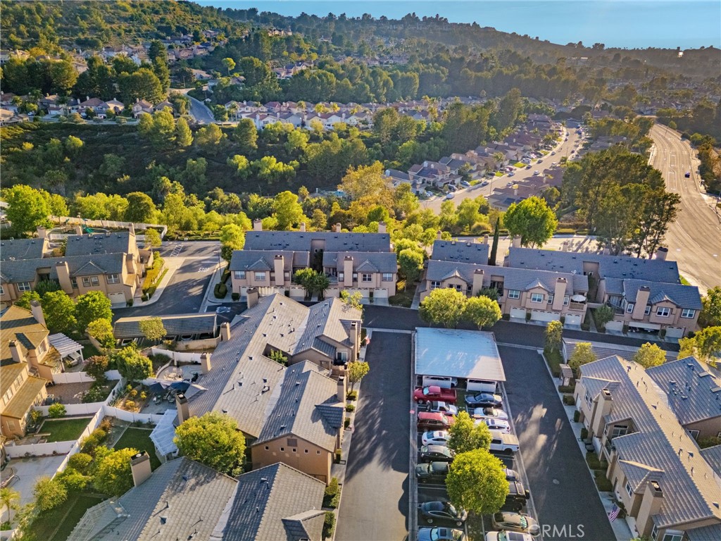 922 S Country Glen Way