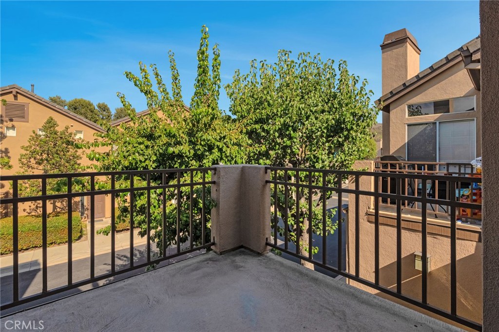 922 S Country Glen Way