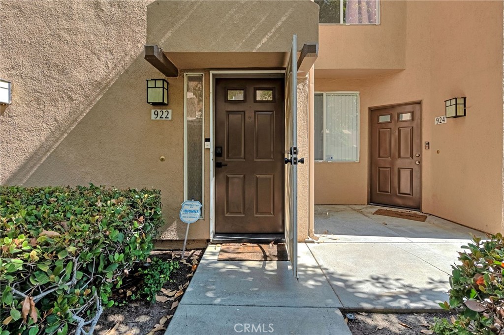 922 S Country Glen Way