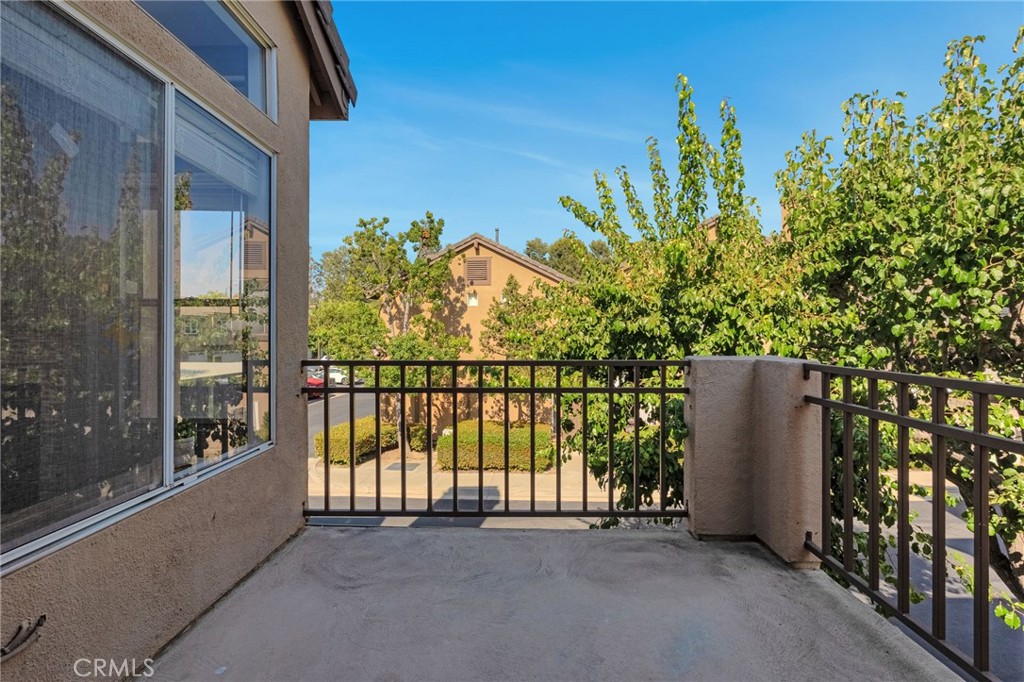 922 S Country Glen Way