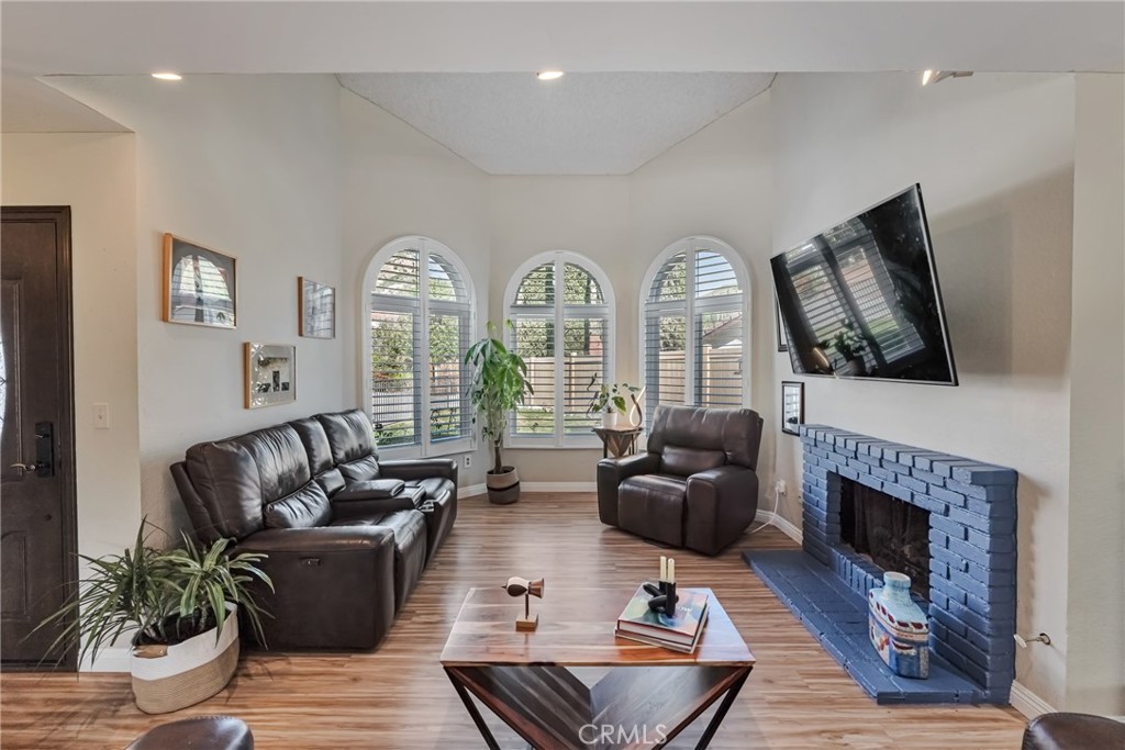 29857 Wistaria Valley