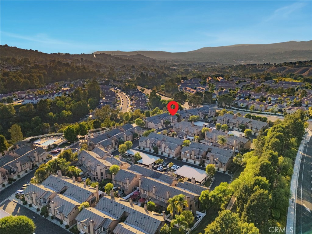 922 S Country Glen Way