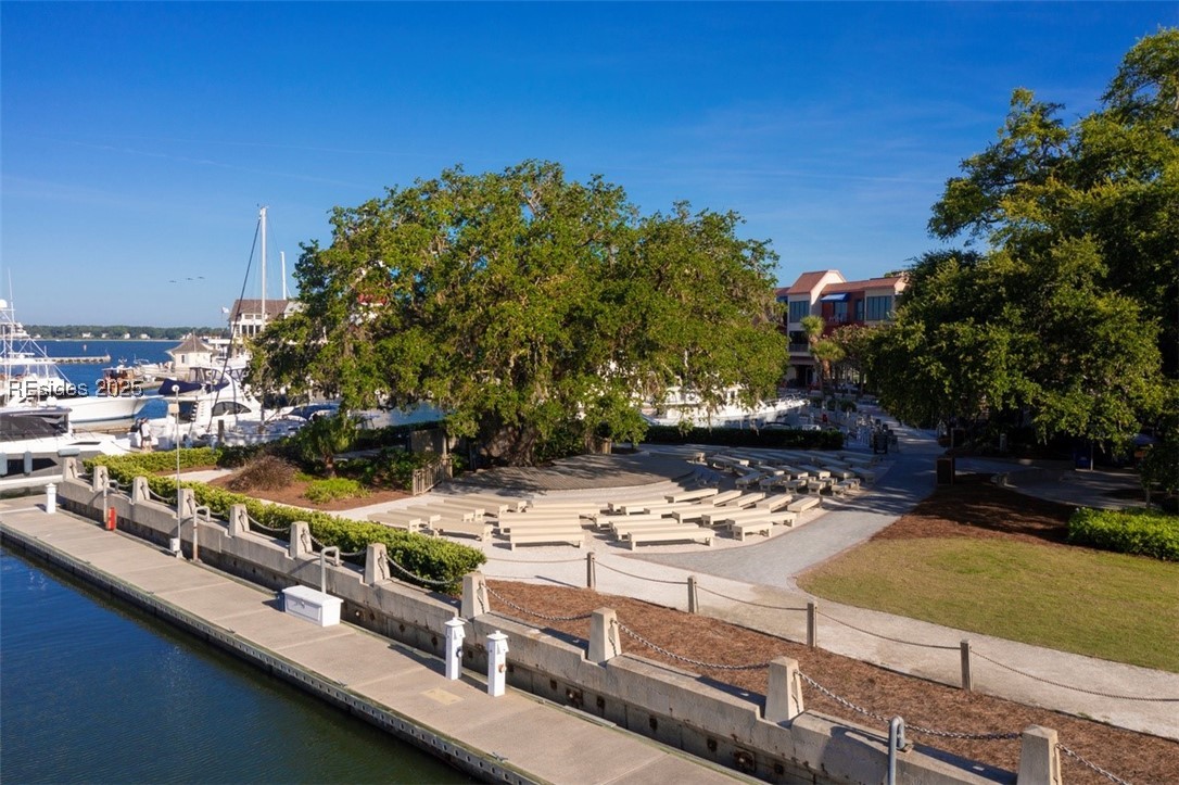 6 Braddock Bluff Drive Unit: 1650