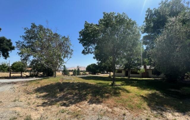 33690 Road 204
