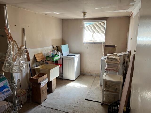 33690 Road 204