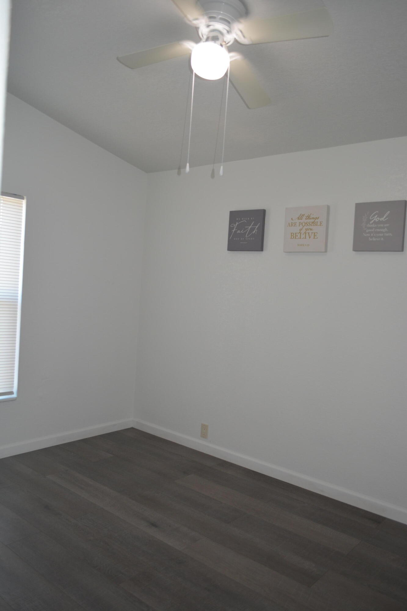 415 N Akers Street, 13
