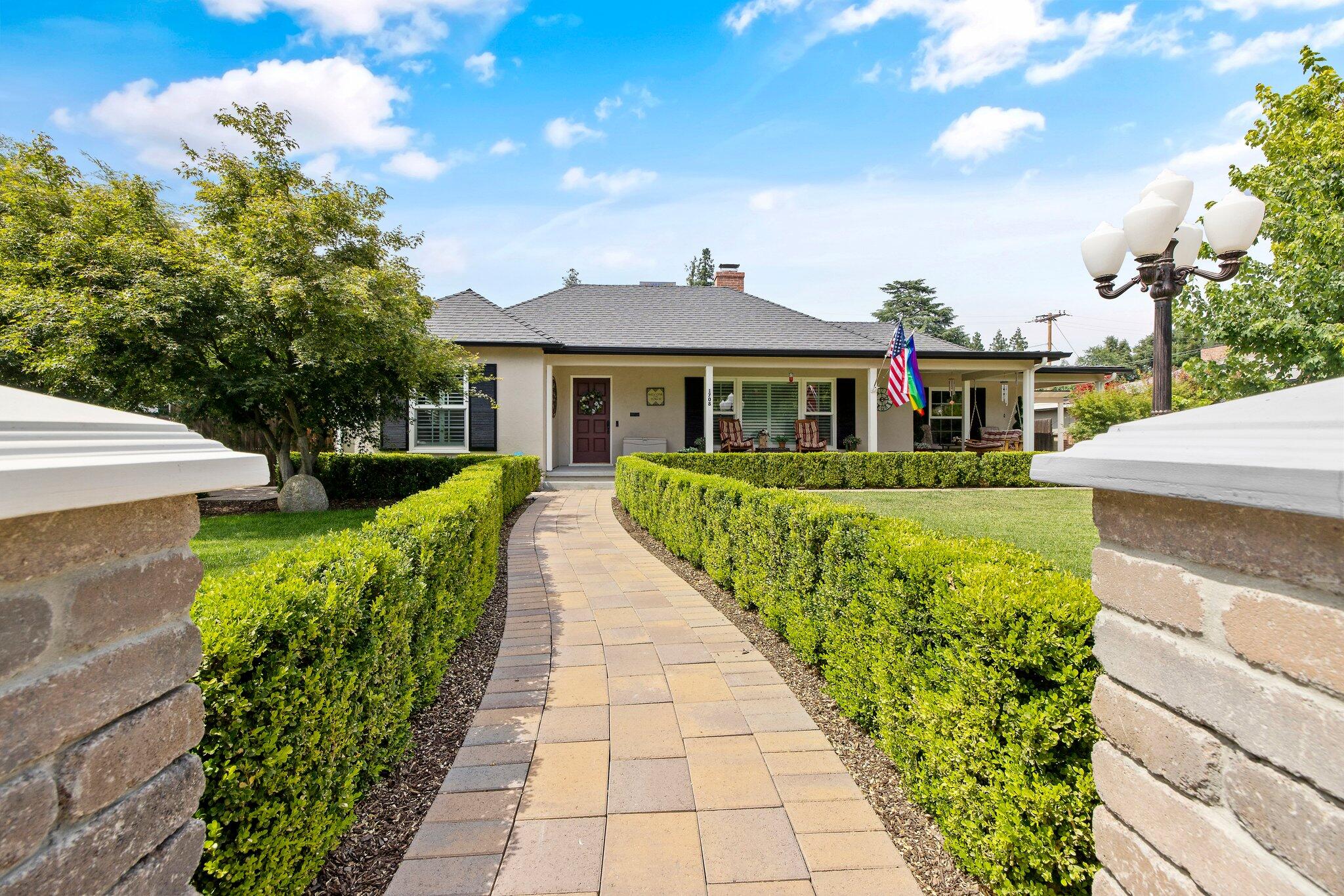 1708 W Beverly Drive