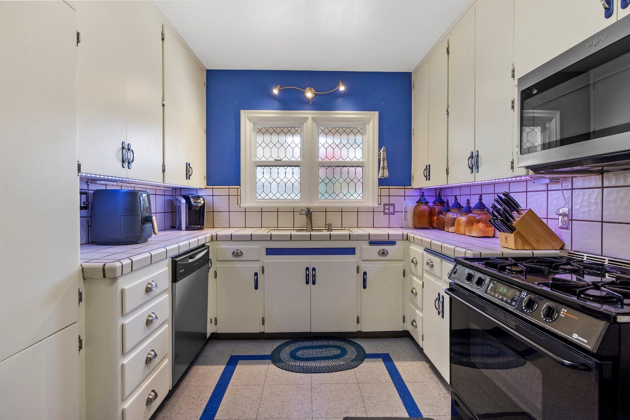 1708 W Beverly Drive