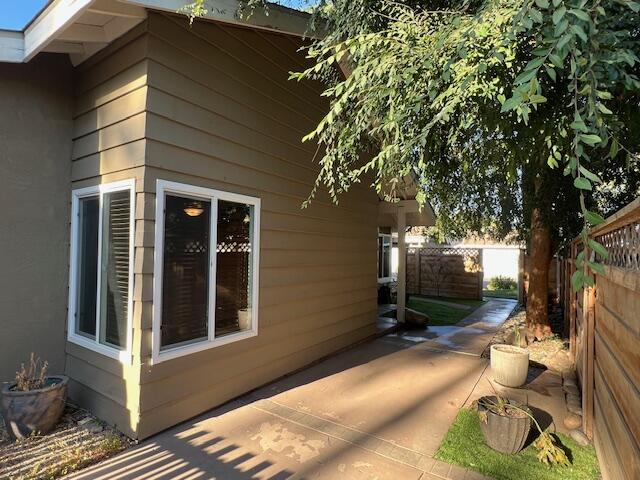 1827 S Cain Court